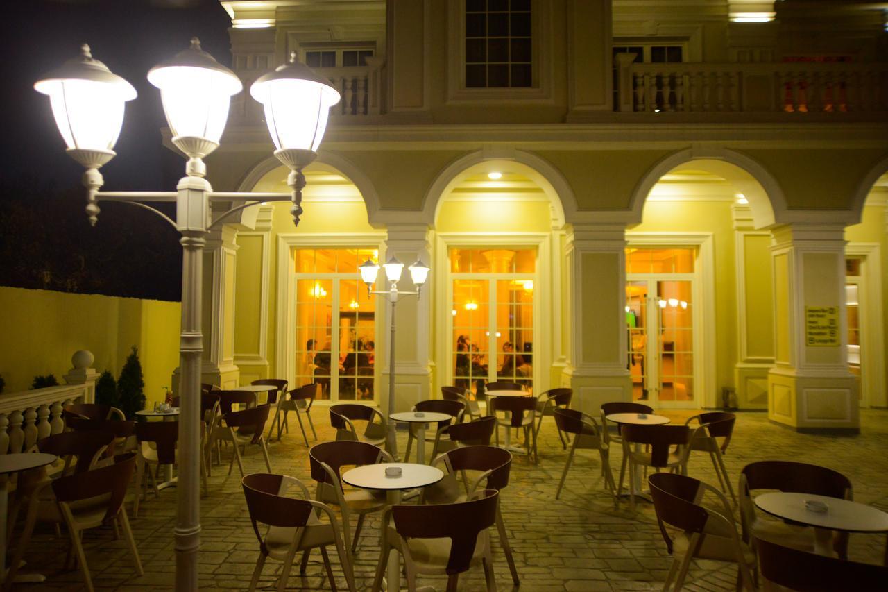 Hotel Vila Imperial Elbasan Exteriör bild